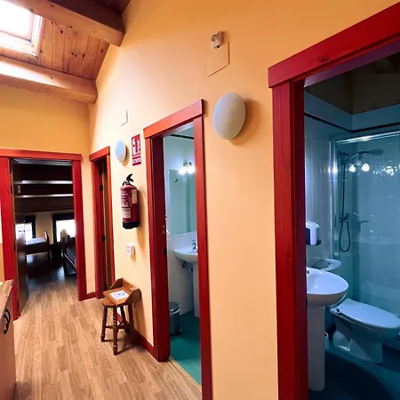 Hostel El Pajar De - Exclusivo Peregrinos - Exclusive For Pilgrims Ages