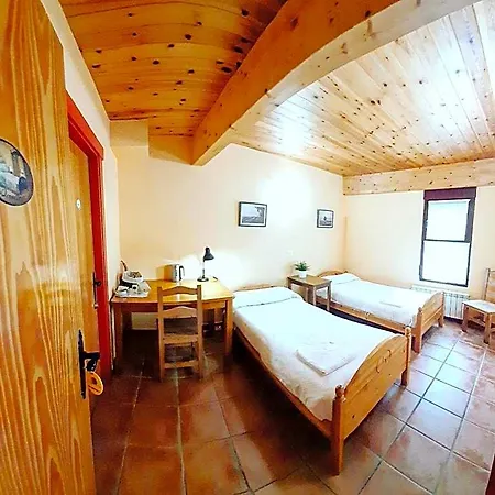 Hostal El Pajar De Agés - Exclusivo Peregrinos - Exclusive For Pilgrims Ages